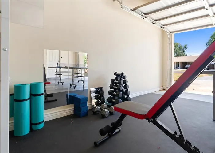 Heated Pool Resort, Putting Green, Outdoor Tv - Phoenix